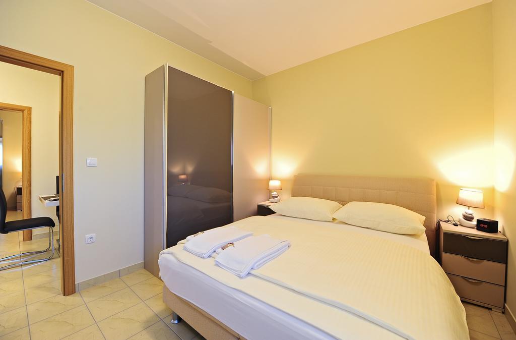 The One Resort Podstrana Bagian luar foto
