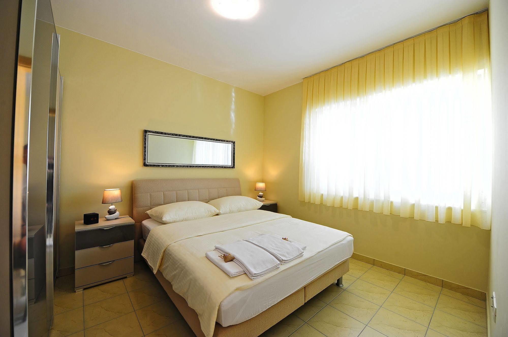 The One Resort Podstrana Bagian luar foto